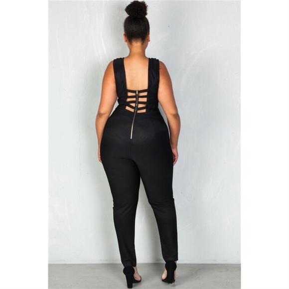 🔥LAST ONE🔥 BLACK CAGED JUMPSUIT 🔥 - Picture 2 of 6